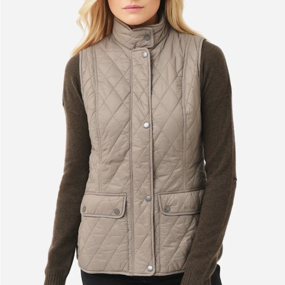 Barbour Otterburn Gilet  quilted vest Tan color Size US4